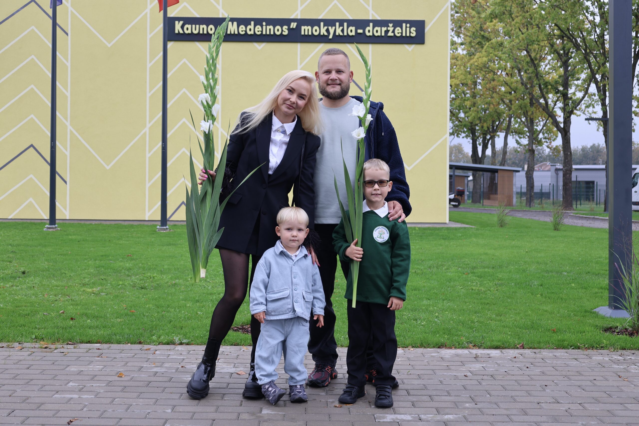 Kauno miesto savivaldybė Rugsėjo 1-ąją Aleksote duris atvėrė naujas darželis ir mokykla
